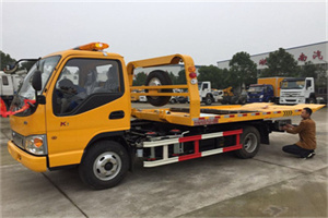 山阳哪里有拖车服务