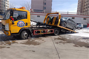 山阳救援拖车费用怎么算