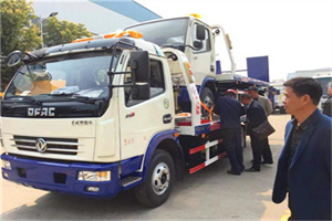 山阳汽车道路救援拖车价格